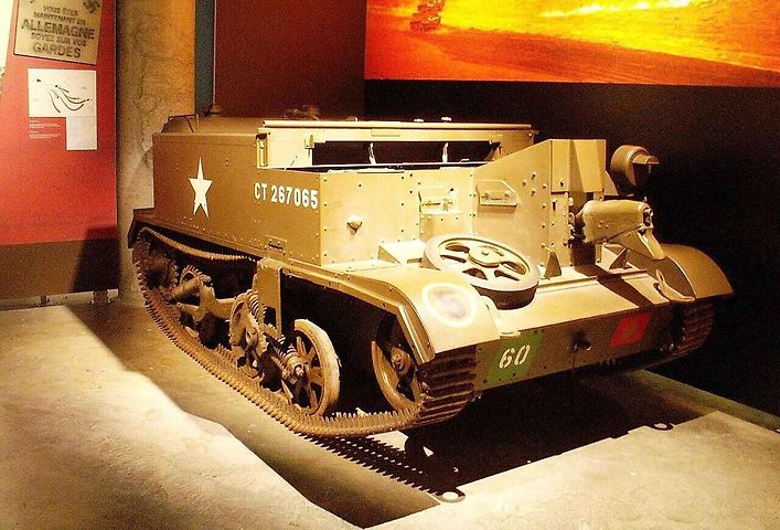 S největší pravděpodobností byl Universal/Bren Carrier nejrozšířenějším britským obrněným transportérem. Vyrobilo se přes 113 000 kusů.