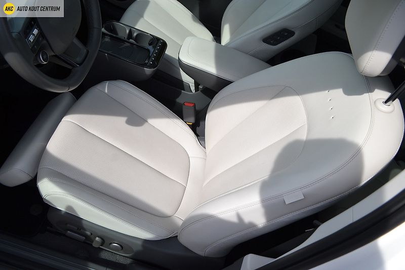 Hyundai Ioniq 5 STYLE PREMIUM 4x4 POWER 84kWh - fotka 42 z 84