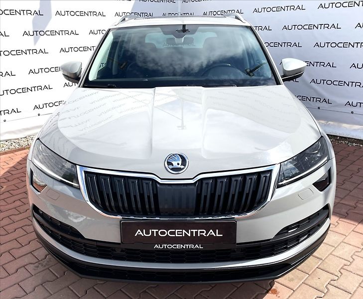 Škoda Karoq 2,0 2,0TDi,110kW,STYLE.,4x4,DS - fotka 3 z 35