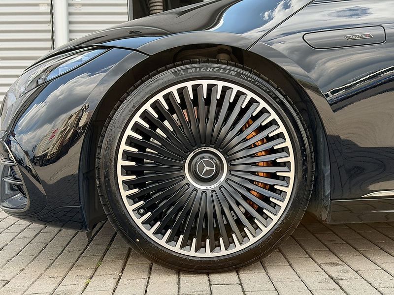 Mercedes-Benz EQS 53 4MATIC+ Electric Art Editio - fotka 28 z 48