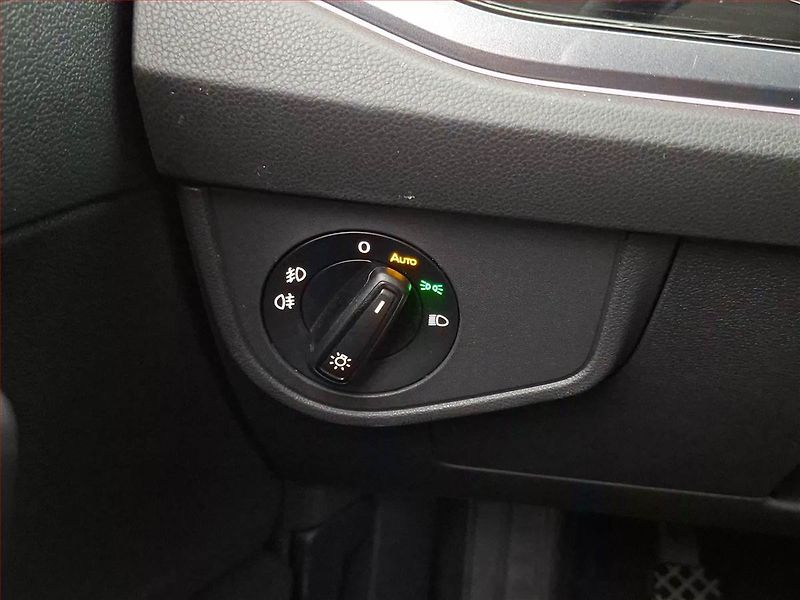 Volkswagen Taigo (2022) Style 1.0 TSI, Serv.kniha - fotka 17 z 18