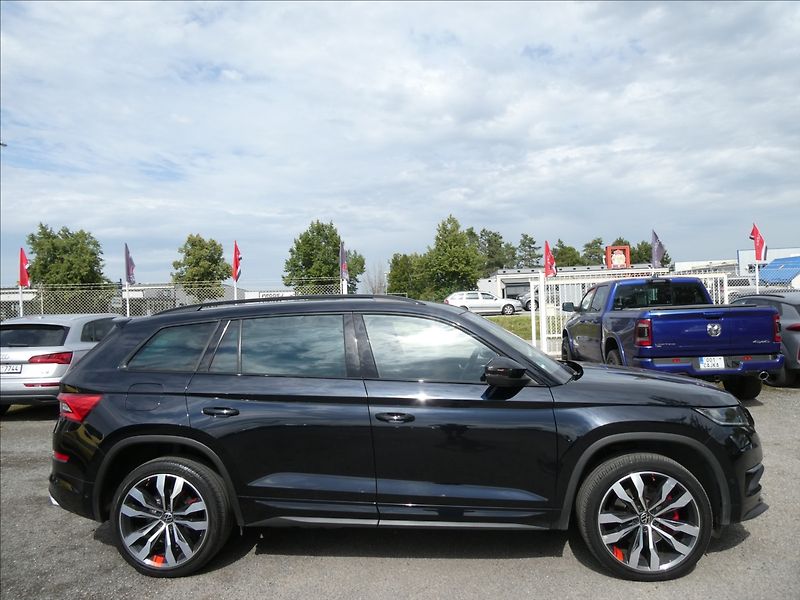 Škoda Kodiaq 2,0 TDi176kW RS 4x4 DSG 7.míst - fotka 12 z 50