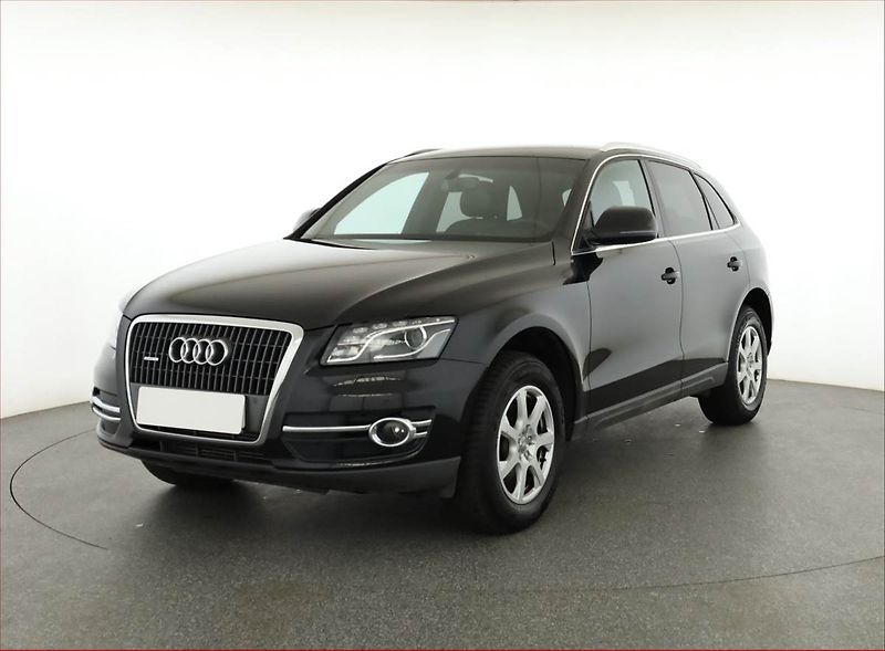 Audi Q5 (2012) 2.0 TDI, 4X4, Automat - fotka 2 z 18