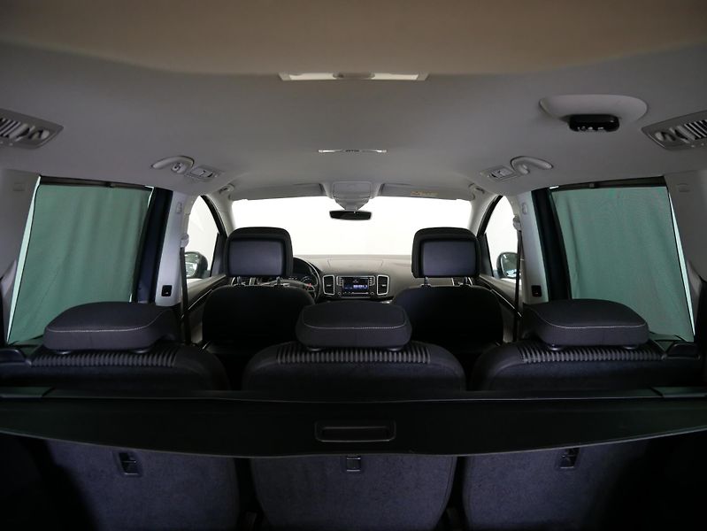 Seat Alhambra - fotka 27 z 30