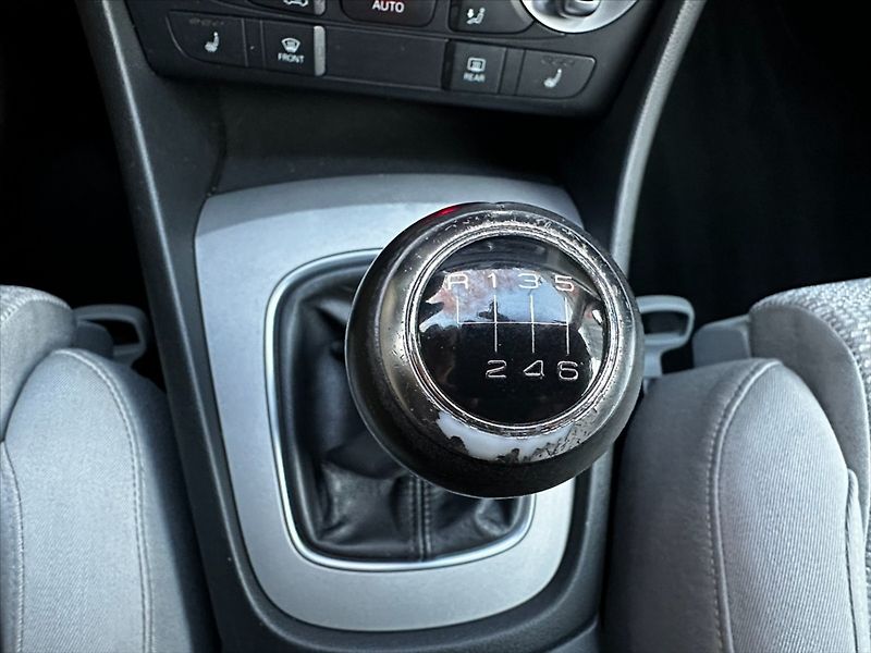 Audi Q3 2,0 TFSI quattro 125kW - fotka 28 z 34