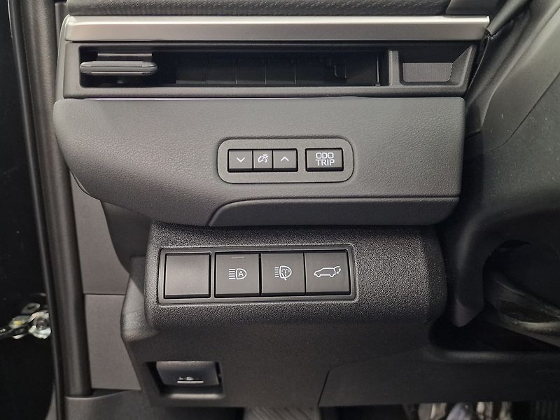 Subaru E-Outback (2026) Limited+ 2026 | 10 let záruka - fotka 65 z 68