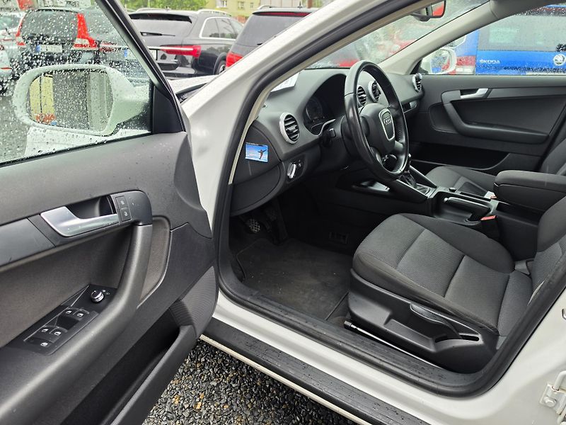 Audi A3 1.2 TFSI Xenon S-Line  - fotka 18 z 24