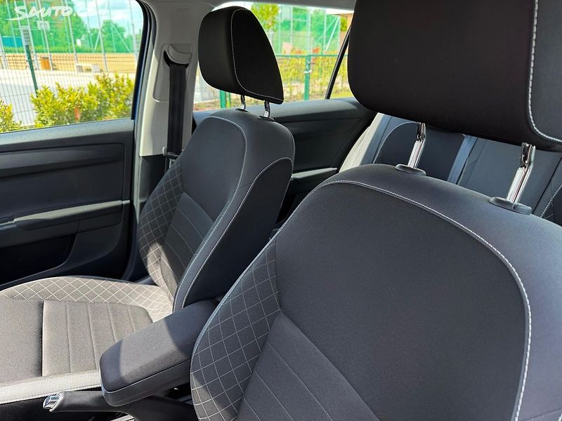 Škoda Fabia 1.0 tsi 70 kw / combi - fotka 16 z 19