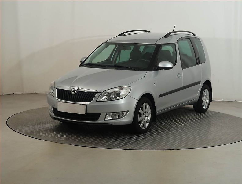 Škoda Roomster (2013) Ambition 1.2 TSI, ČR,1.maj - fotka 2 z 13