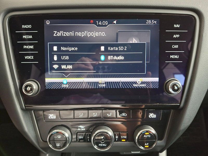 Škoda Octavia (2019) Combi Ambition Plus DSG 1,5TSi - fotka 23 z 34