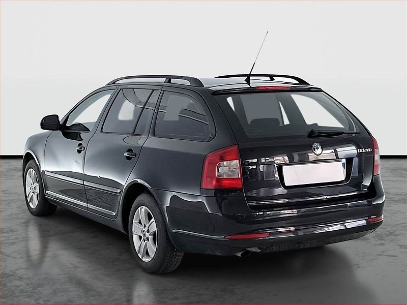 Škoda Octavia (2011) 1.6 TDI, Tempomat - fotka 4 z 17