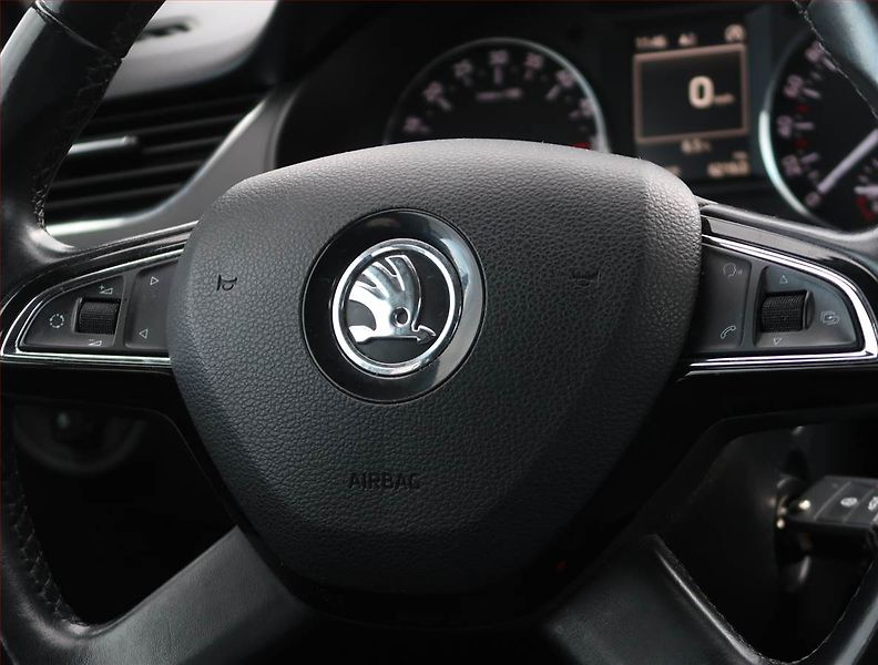 Škoda Octavia (2015) Elegance 2.0 TDI, Automat - fotka 18 z 18