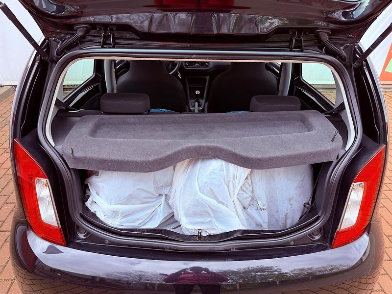 Škoda Citigo 1.0 MPi Cool Edition, Serviska - fotka 10 z 20