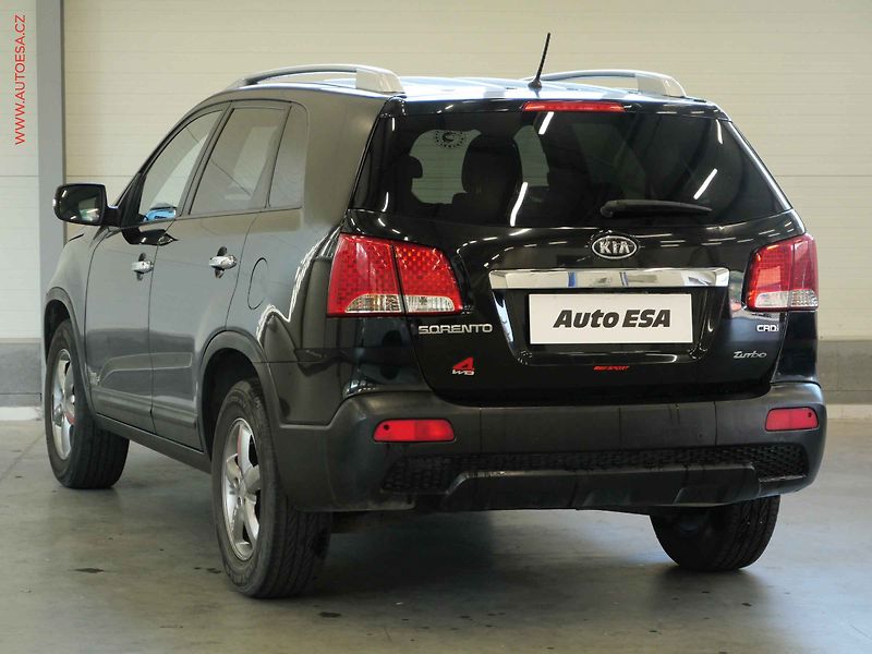 Kia Sorento (2010) 2.2CRDi 4x4, AC, temp - fotka 6 z 18