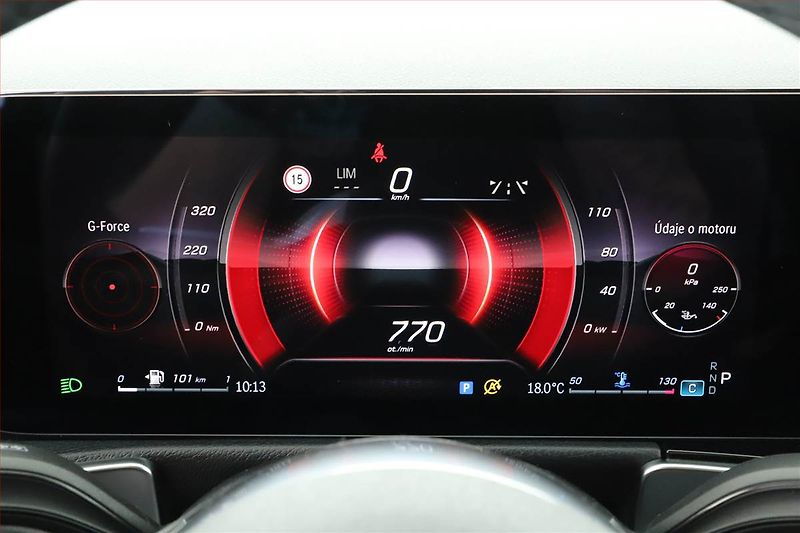 Mercedes-Benz GLB (2025) 200 d, Progressive, Navi - fotka 18 z 22