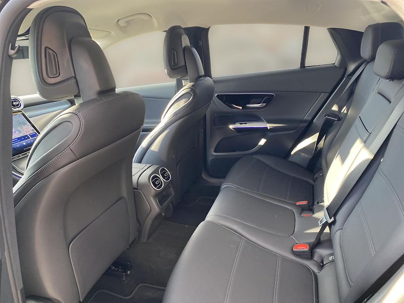 Mercedes-Benz GLC GLC 220d 4M kupé AVANTGARDE - fotka 15 z 27