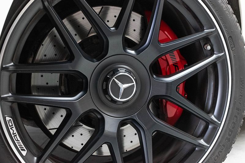 Mercedes-Benz Třídy E E 63 S 4MATIC+ AMG NIGHT*DPH* - fotka 29 z 33