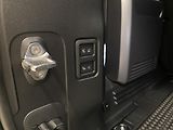 Land Rover Defender (2026) P635 OCTA BLACK AWD - náhled 73