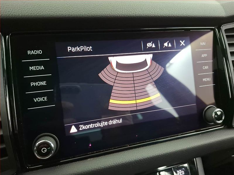 Škoda Kodiaq (2020) Sportline 2.0 TSI - fotka 16 z 23
