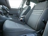 Volkswagen Golf 1,6 TDi 81kW,CUP,4x4,serviska - náhled 31