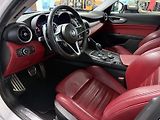 Alfa Romeo Giulia (2017) 2.0 T 280k AT8 ZF Q4 4x4 Veloc - náhled 6