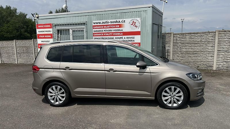 Volkswagen Touran (2018) 1,4TSI 110KW 7MÍST TOP!!!!! - fotka 18 z 19