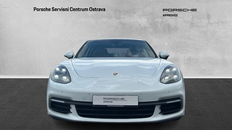 Porsche Panamera 4S Diesel 3956ccm  310kW 422PS - fotka 2 z 30