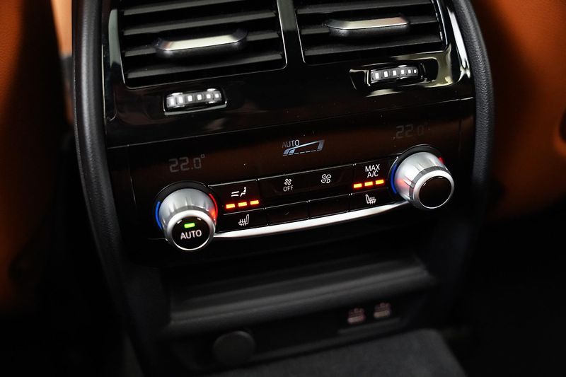 BMW Řada 5 - fotka 26 z 30