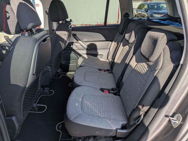 Citroën Grand C4 Picasso (2018) 1.6 HDi, 2.maj,ČR, AC, TZ - fotka 10 z 17