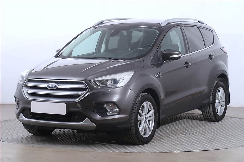 Ford Kuga (2017) 1.5 TDCi, Automat, Navi - fotka 2 z 22