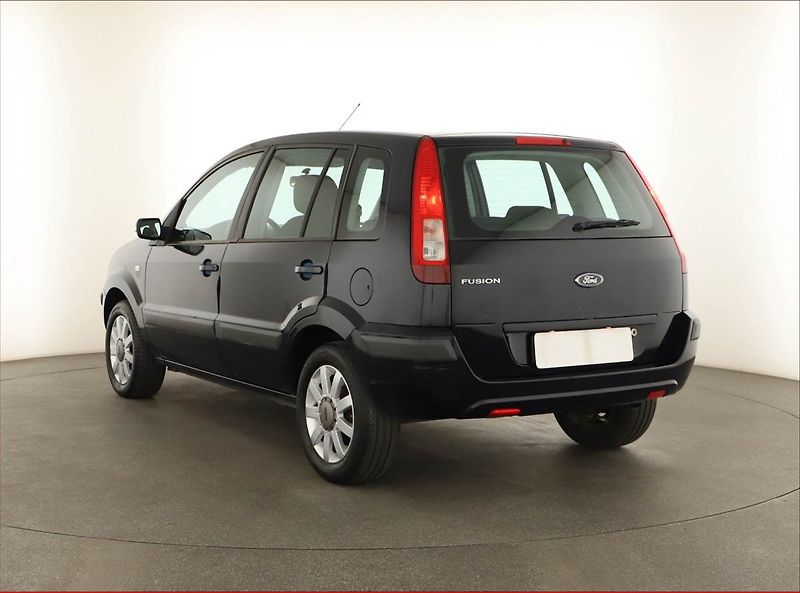 Ford Fusion (2007) 1.4, po STK, slušný stav - fotka 4 z 14