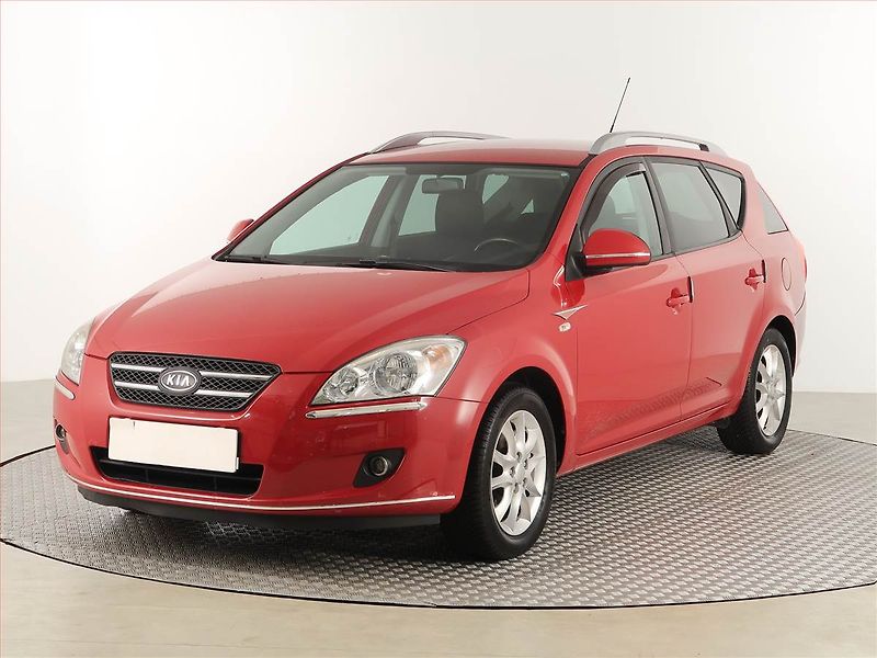 Kia Ceed (2009) 1.6 CVVT, nová STK, udržované - fotka 2 z 16