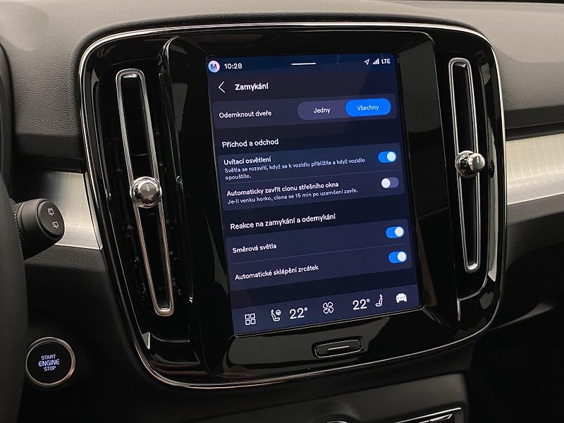 Volvo XC40 (2026) B3 AUT DARK ULTRA  - fotka 52 z 64