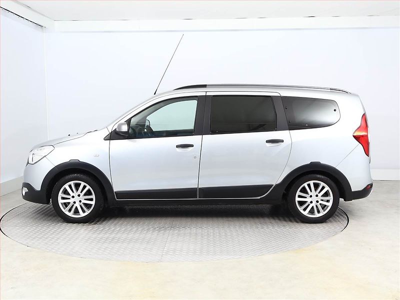 Dacia Lodgy (2020) Stepway 1.3 TCe, 7 míst - fotka 3 z 13