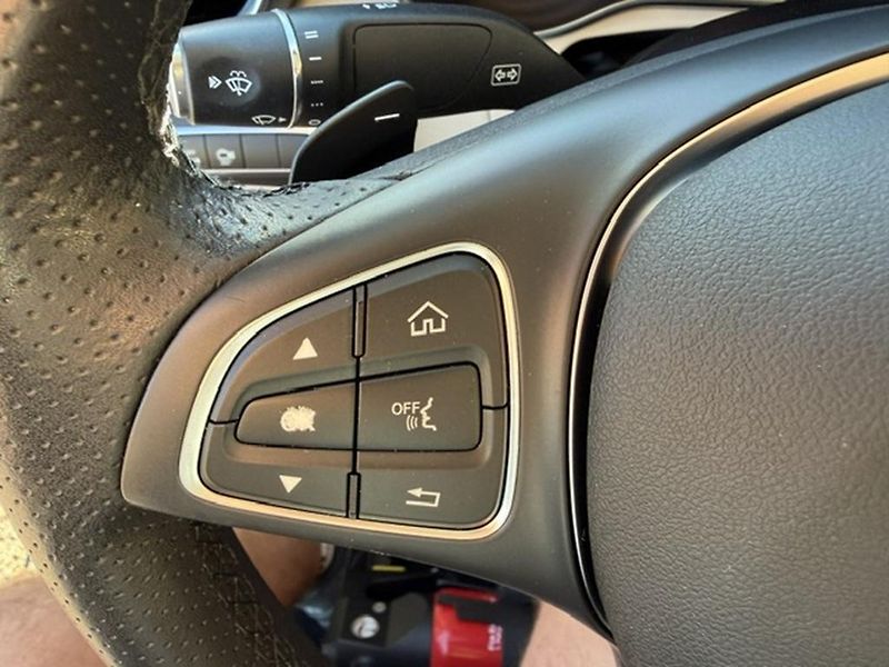Mercedes-Benz GLC 250d 4MATIC, AMG PAKET, ČR - fotka 21 z 41