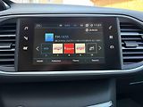 Peugeot 308 (2018) Allure 1.6 BlueHDi EAT6 - náhled 21