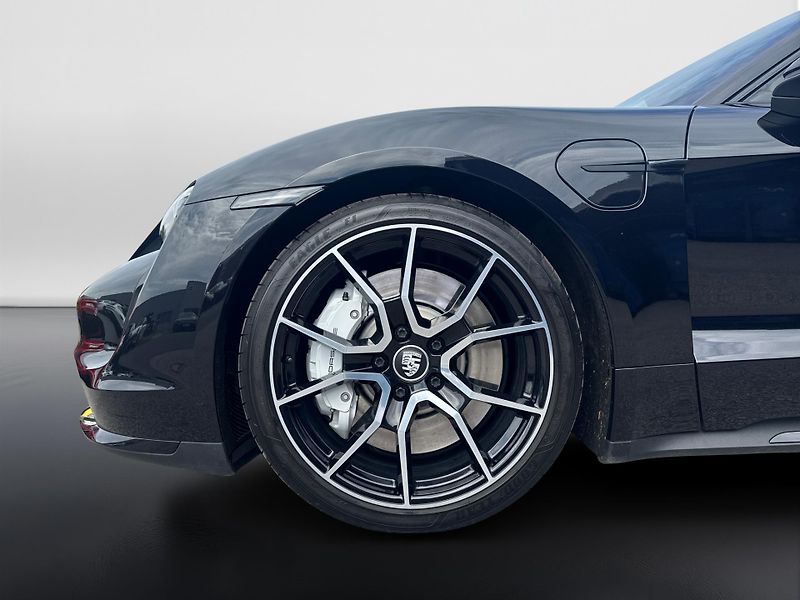 Porsche Taycan Turbo Sport Turismo - fotka 11 z 30