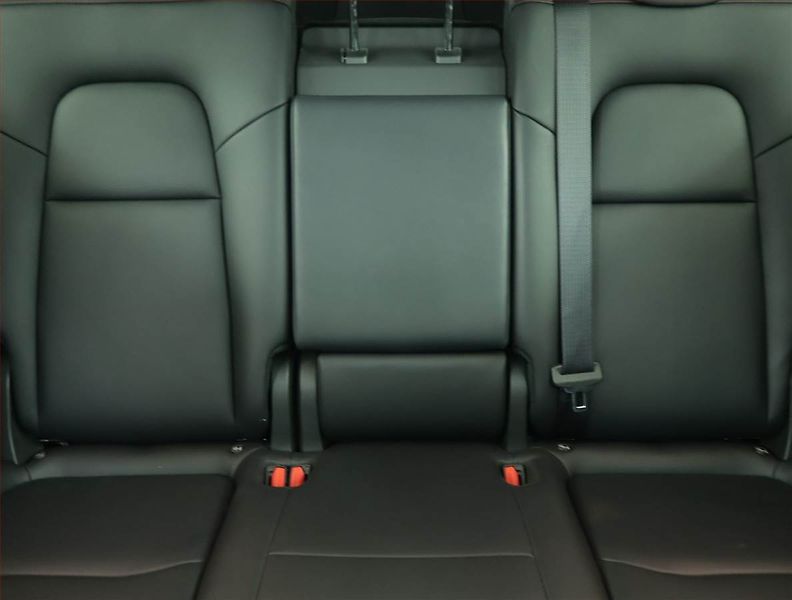 Tesla Model Y (2023) Long Range AWD 79kWh, SoH 93% - fotka 10 z 22