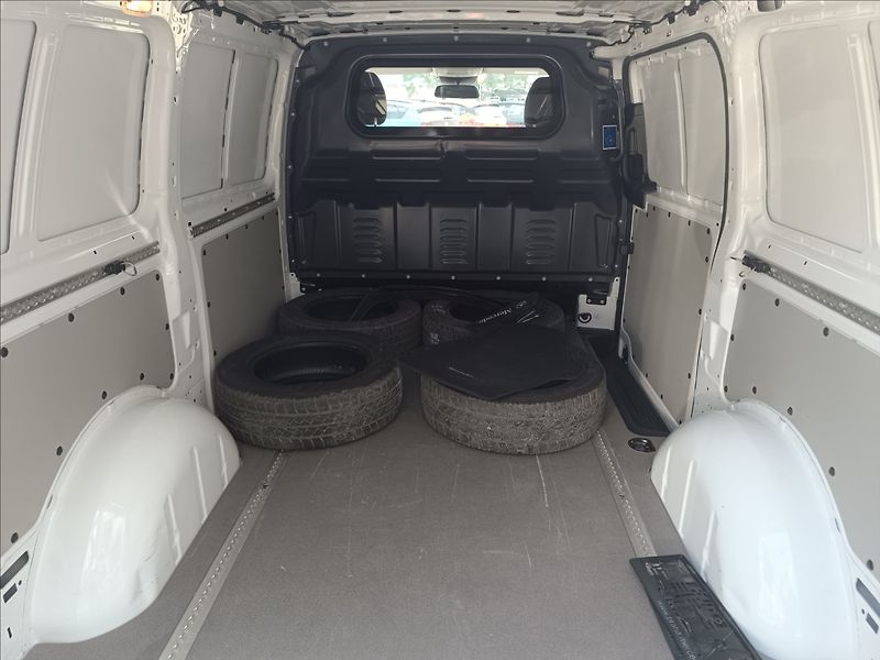 Mercedes-Benz Vito 1,6 111 CDi Nosnost 1050kg - fotka 9 z 23