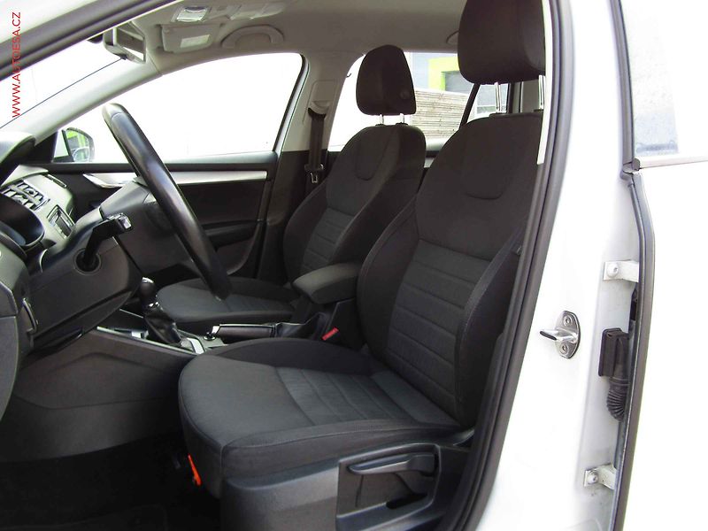 Škoda Octavia (2016) 1.6 TDi, Style, +kola - fotka 9 z 20