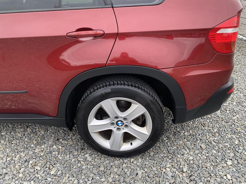 BMW X5 3.0TDi 4x4 235PS CZ TOP STAV!! - fotka 37 z 169