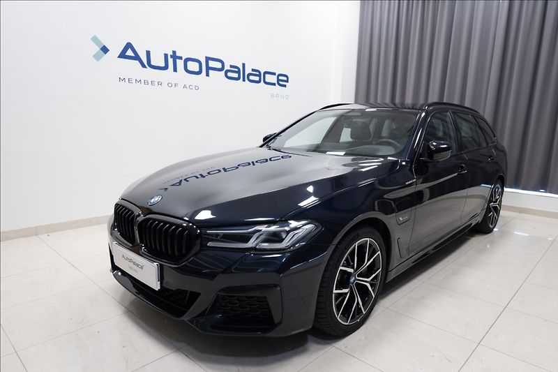 BMW Řada 5 530e xDrive M Sport ČR DPH   2 - fotografie inzerátu