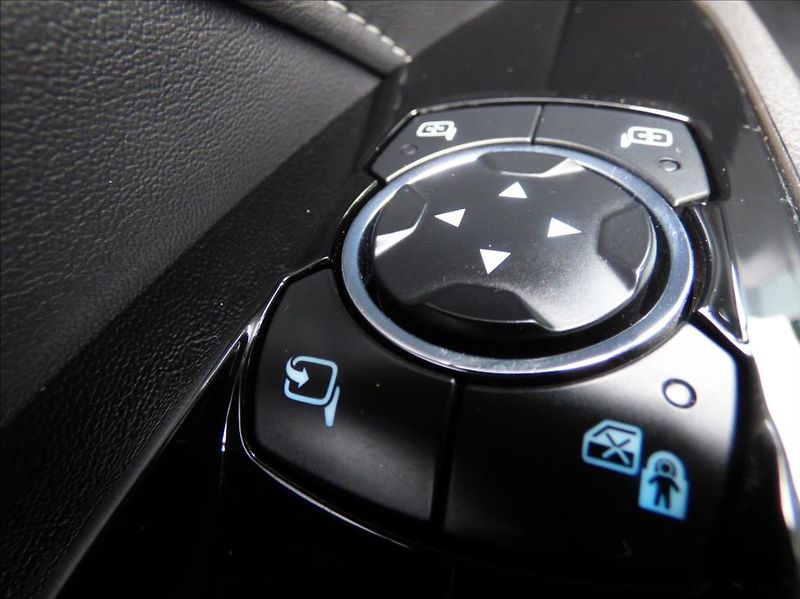 Ford Mondeo 2,0 EcoBlue,140kW,Navi,Keyless - fotka 26 z 58