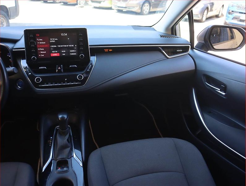 Toyota Corolla (2022) Comfort 1.8 Hybrid, Automat - fotka 8 z 21