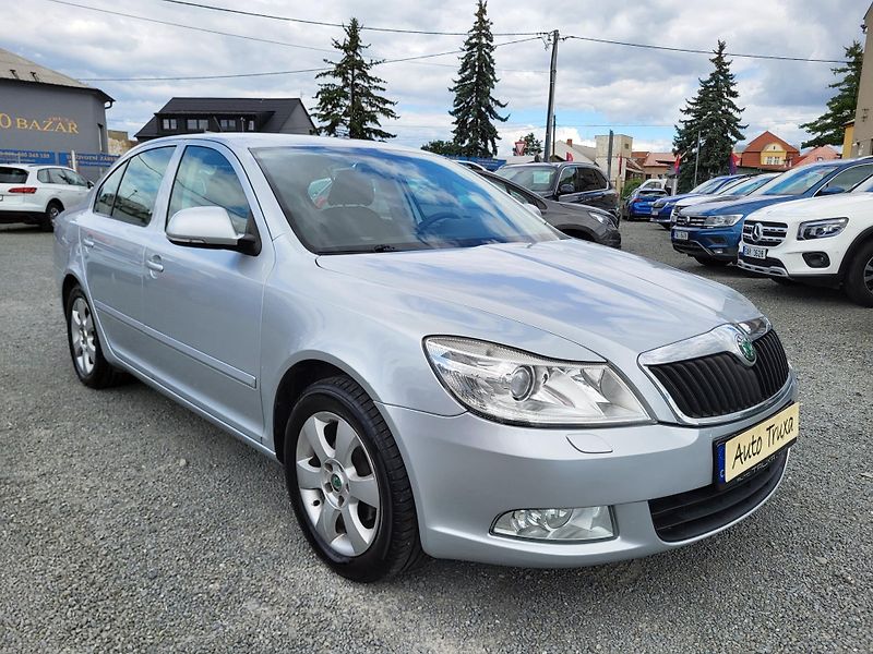 Škoda Octavia II FL 1.6 TDi 77kW ELEGANCE - fotka 6 z 47