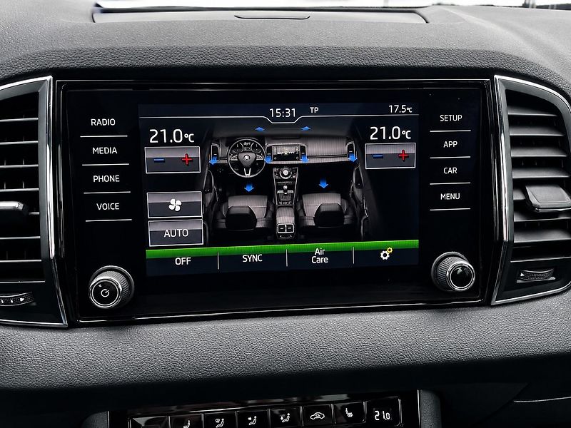 Škoda Karoq (2020) 1.5 TSI 110 kW DSG STYLE - fotka 23 z 41