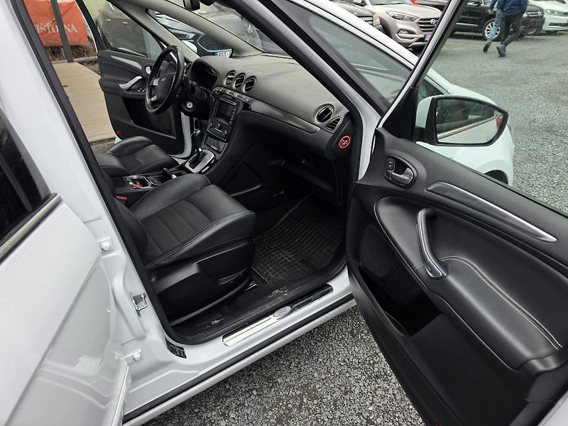 Ford S-MAX 2.0 TDCI Automat  TZ  - fotka 10 z 16