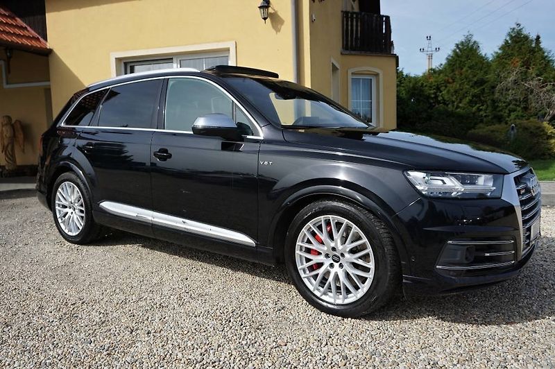 Audi SQ7 (2017) SQ 4,0 TDI V8 320 kW - fotka 2 z 55