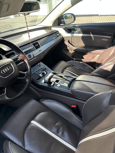 Audi A8 (2013) Design selection - fotka 9 z 18