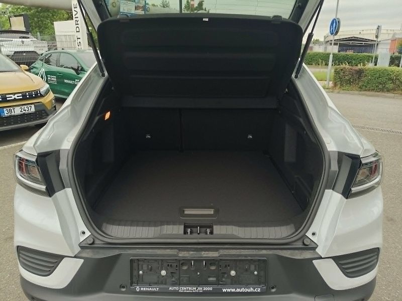 Renault Arkana (2026) esprit Alpine full hybrid E-Te - fotka 16 z 18